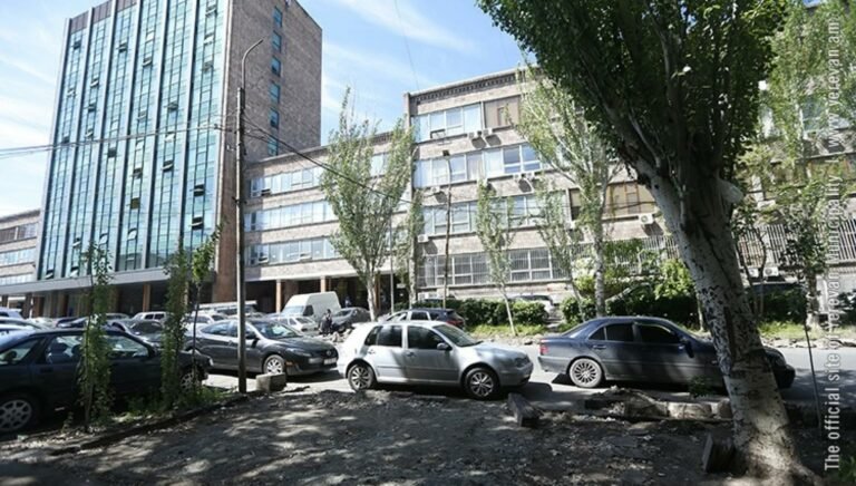 Hrdeh Mergelyan institutum