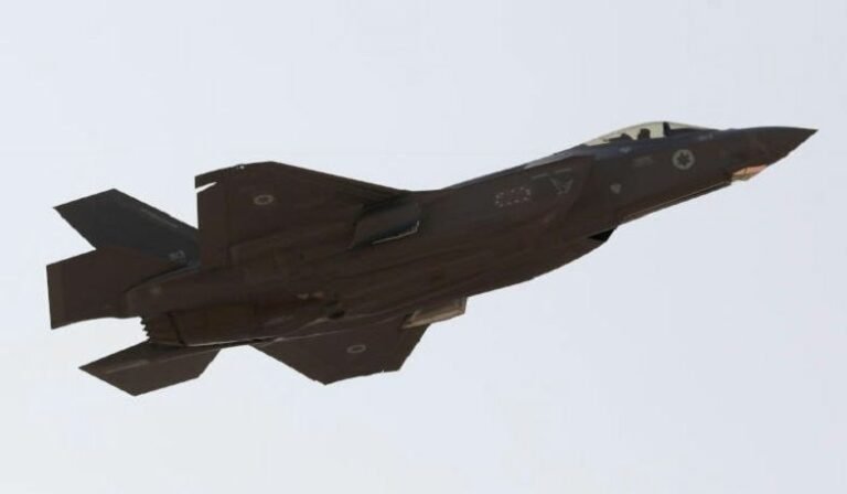 f35