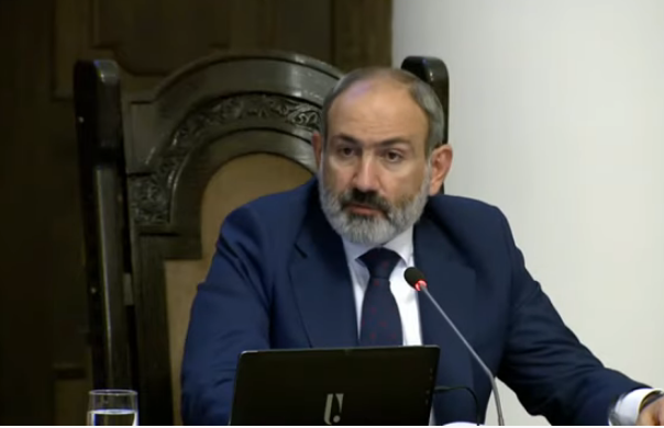 Artaqin hetkhuzakan carayutyun